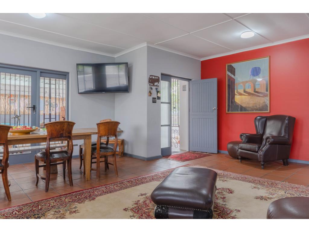 4 Bedroom House in De Zoete Inval, RL929406 Just Property